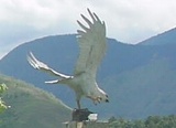 Monumento de Las Cinco Águilas Blancas